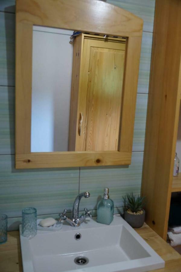 Villa Dorina Hiza à Karlovac Extérieur photo
